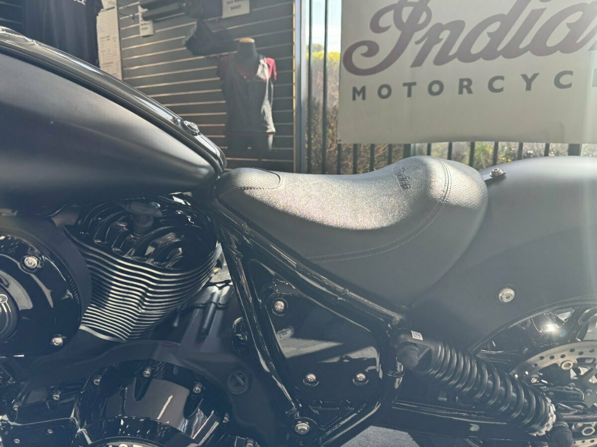 2023 INDIAN CHIEF DARK HORSE CRUISER