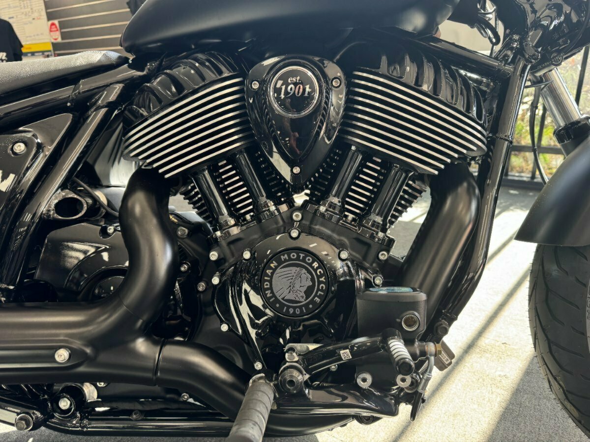 2023 INDIAN CHIEF DARK HORSE CRUISER