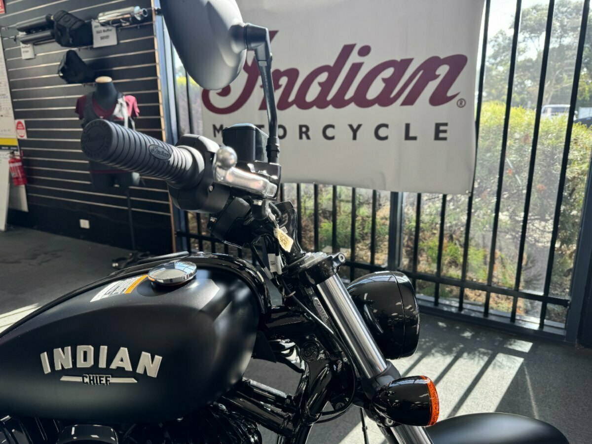 2023 INDIAN CHIEF DARK HORSE CRUISER