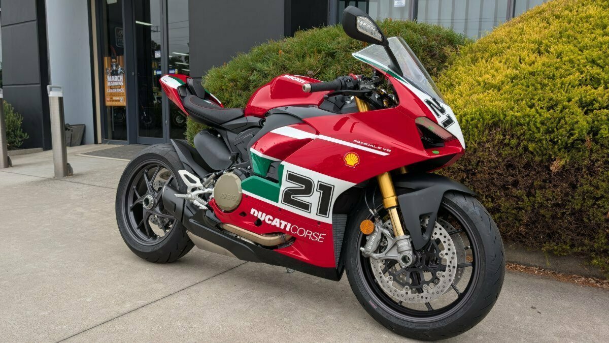 2022 DUCATI PANIGALE V2 BAYLISS SPORTS