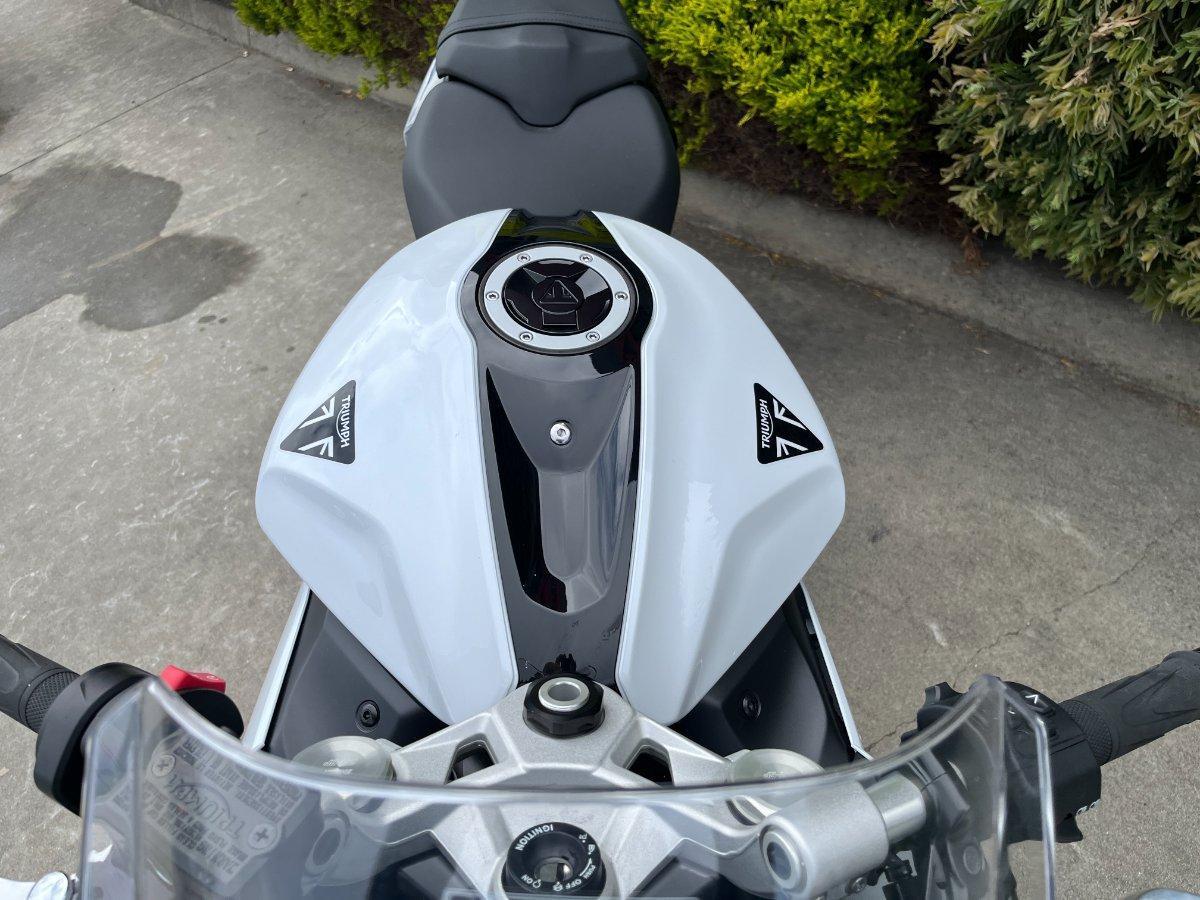 2024 TRIUMPH DAYTONA 660 ROAD