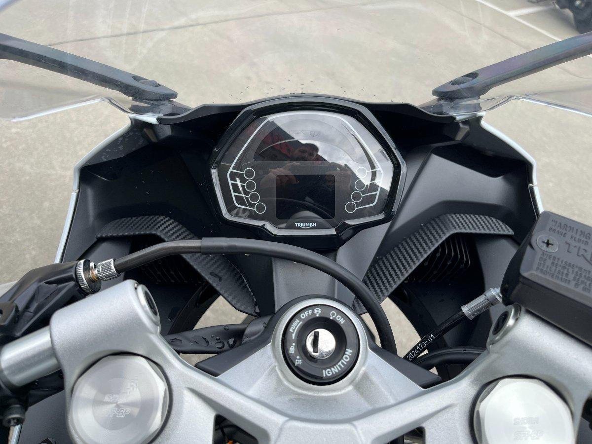 2024 TRIUMPH DAYTONA 660 ROAD