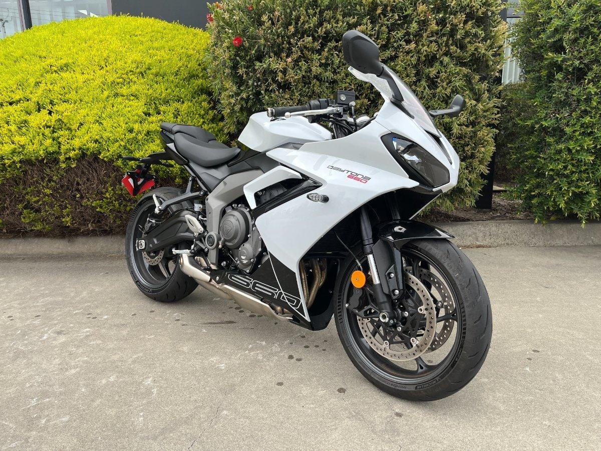 2024 TRIUMPH DAYTONA 660 ROAD