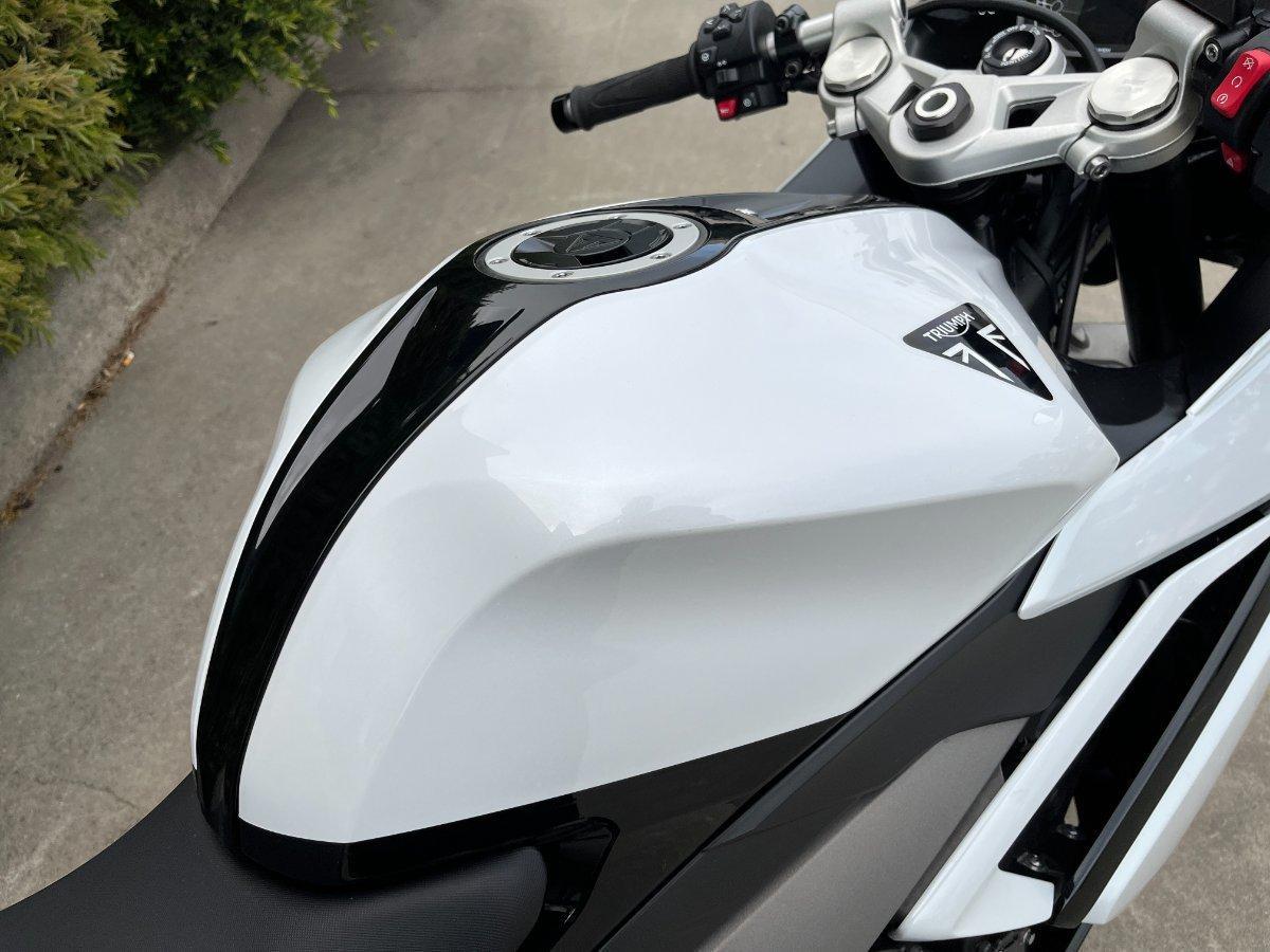 2024 TRIUMPH DAYTONA 660 ROAD