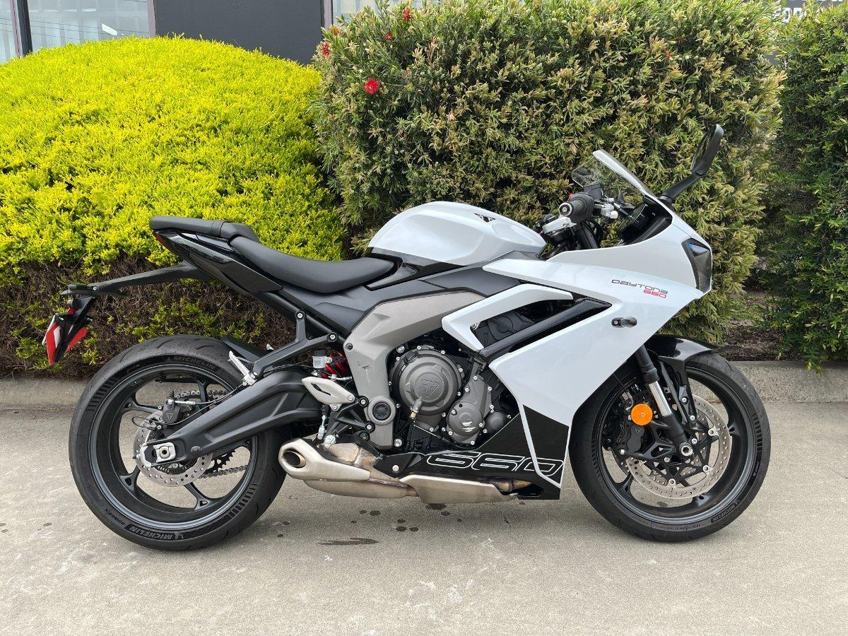 2024 TRIUMPH DAYTONA 660 ROAD