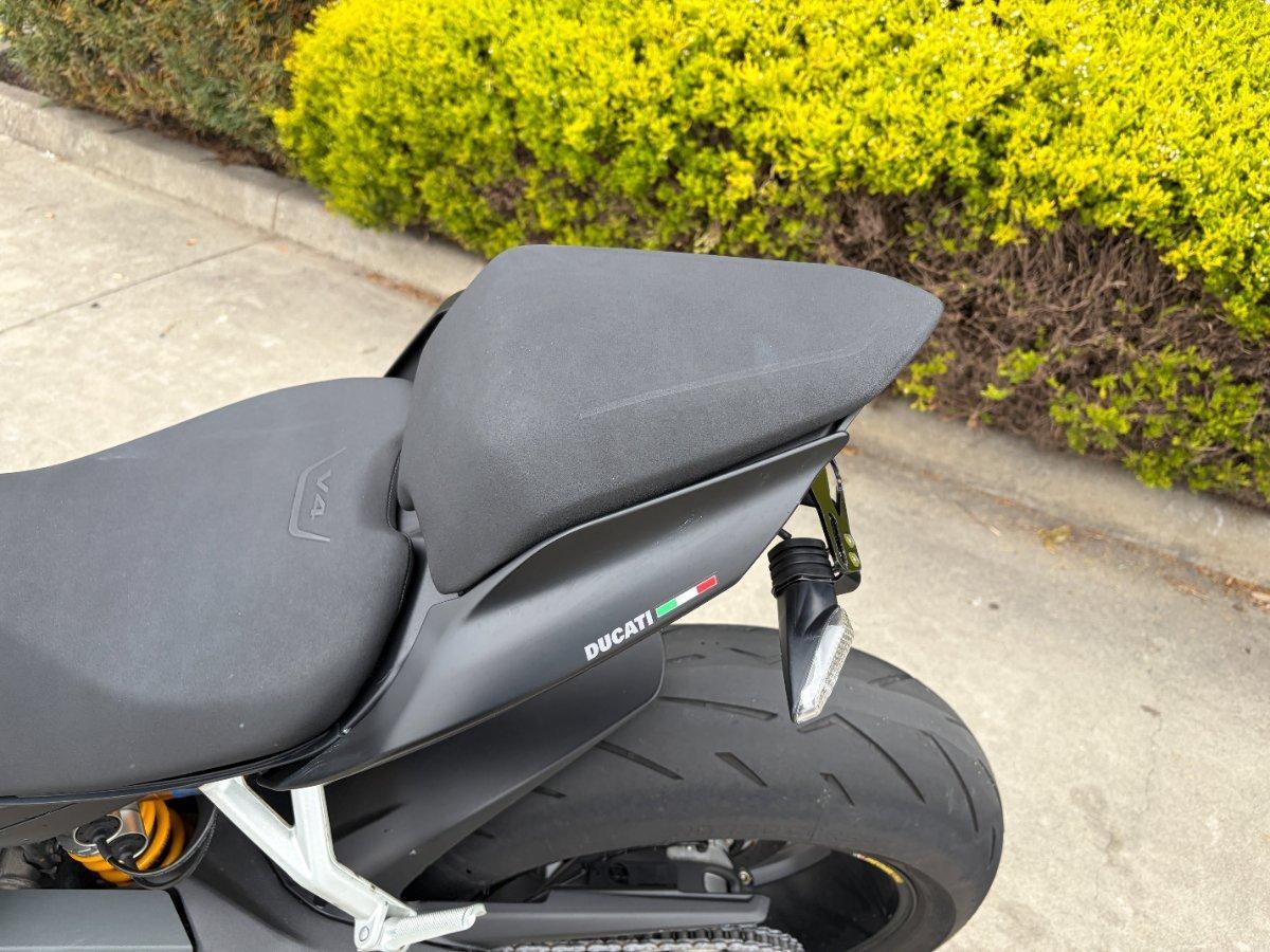 2022 DUCATI STREETFIGHTER V4 S SPORTS