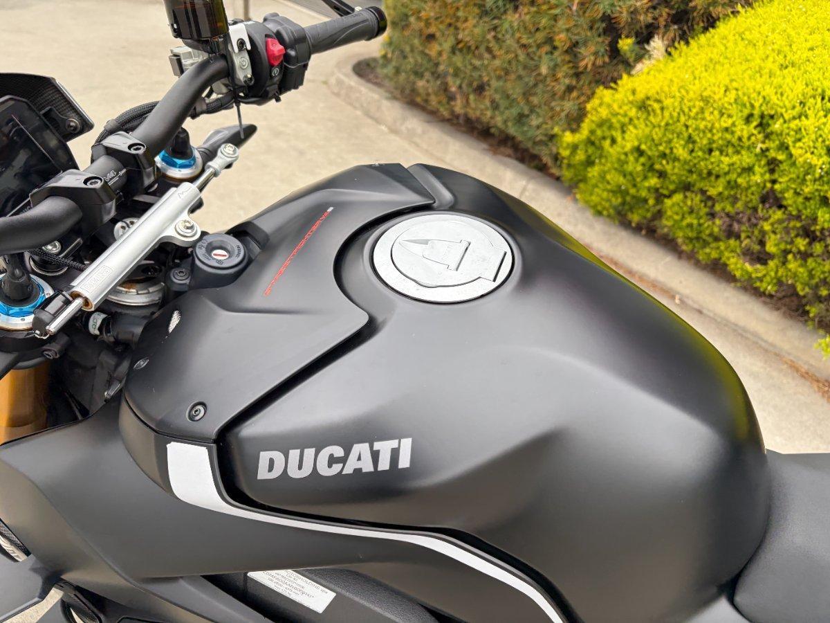 2022 DUCATI STREETFIGHTER V4 S SPORTS