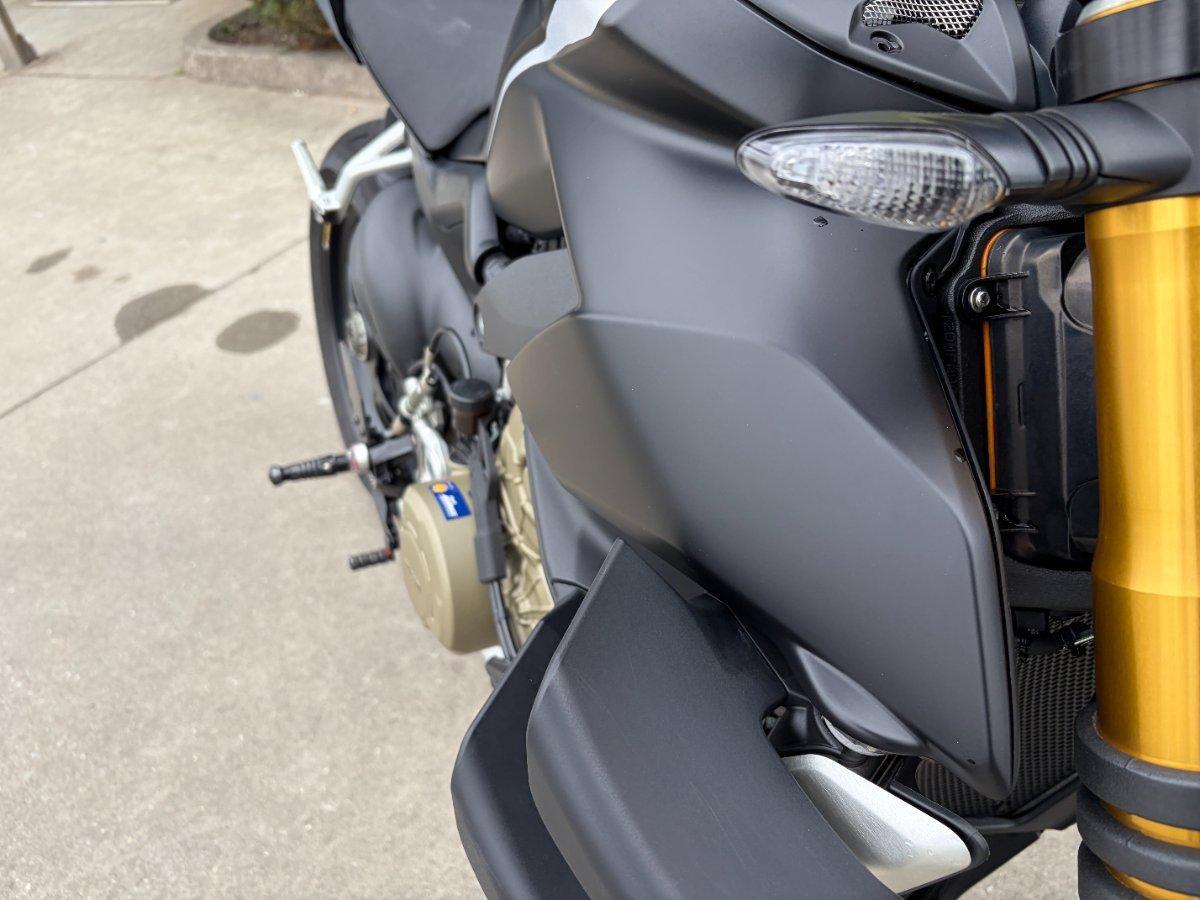 2022 DUCATI STREETFIGHTER V4 S SPORTS