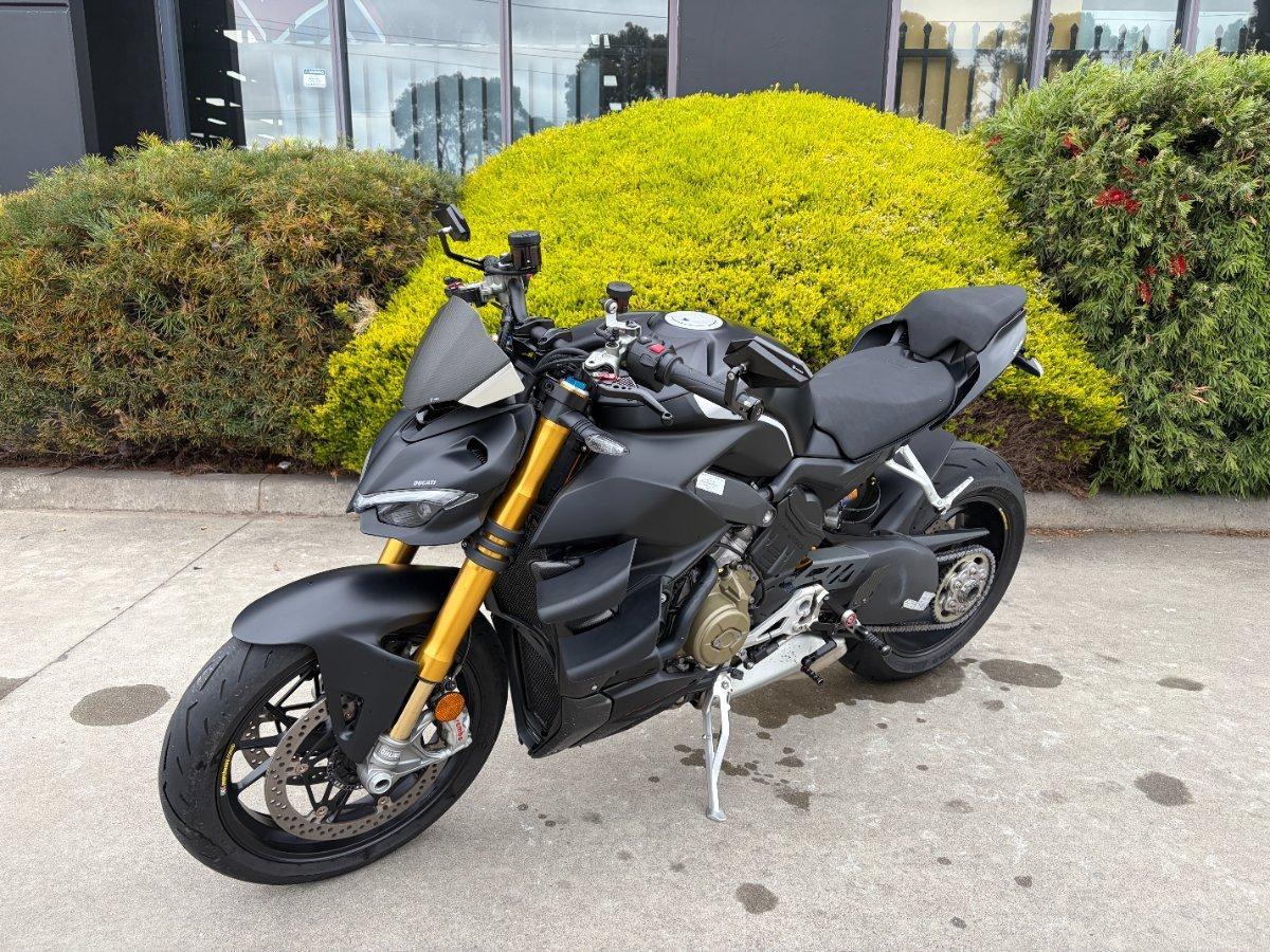 2022 DUCATI STREETFIGHTER V4 S SPORTS
