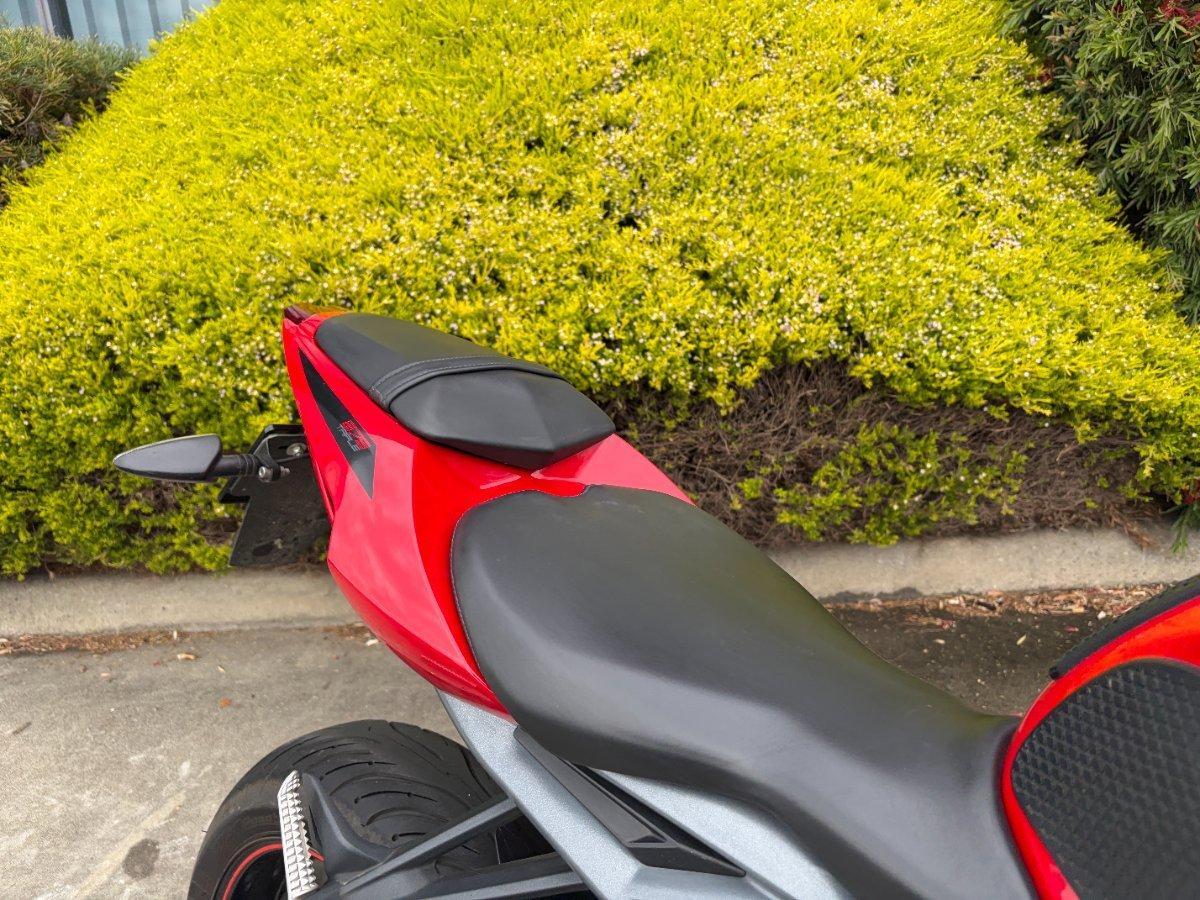 2016 TRIUMPH DAYTONA 675 ABS SPORTS
