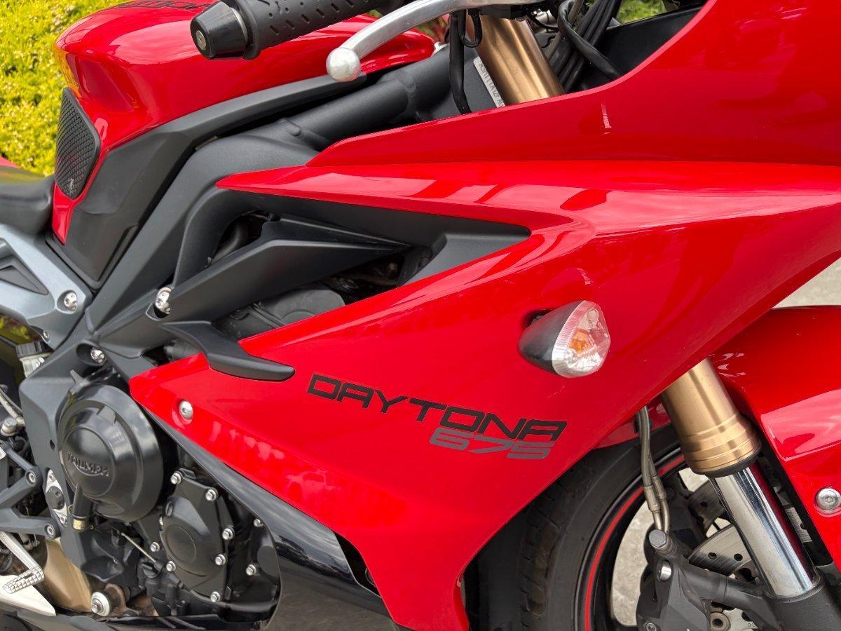2016 TRIUMPH DAYTONA 675 ABS SPORTS