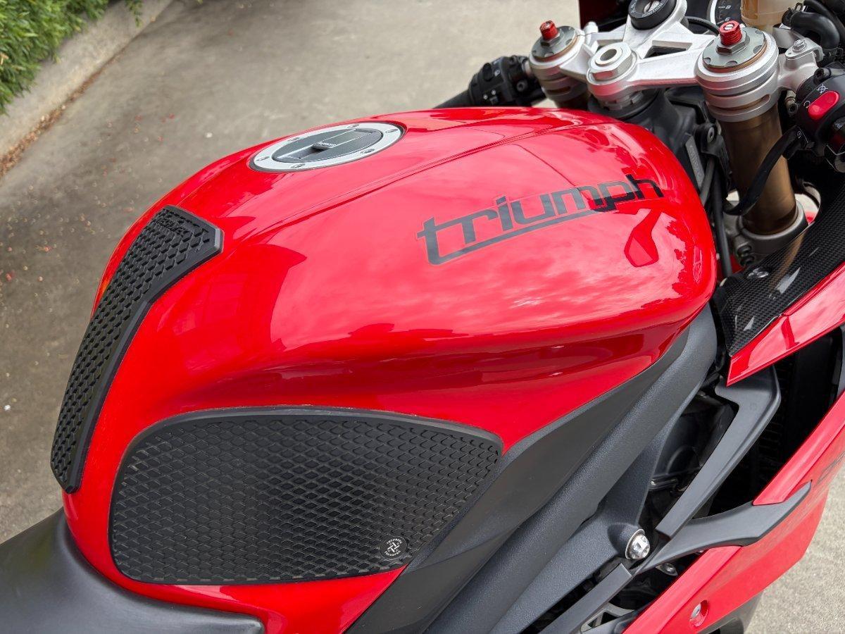 2016 TRIUMPH DAYTONA 675 ABS SPORTS