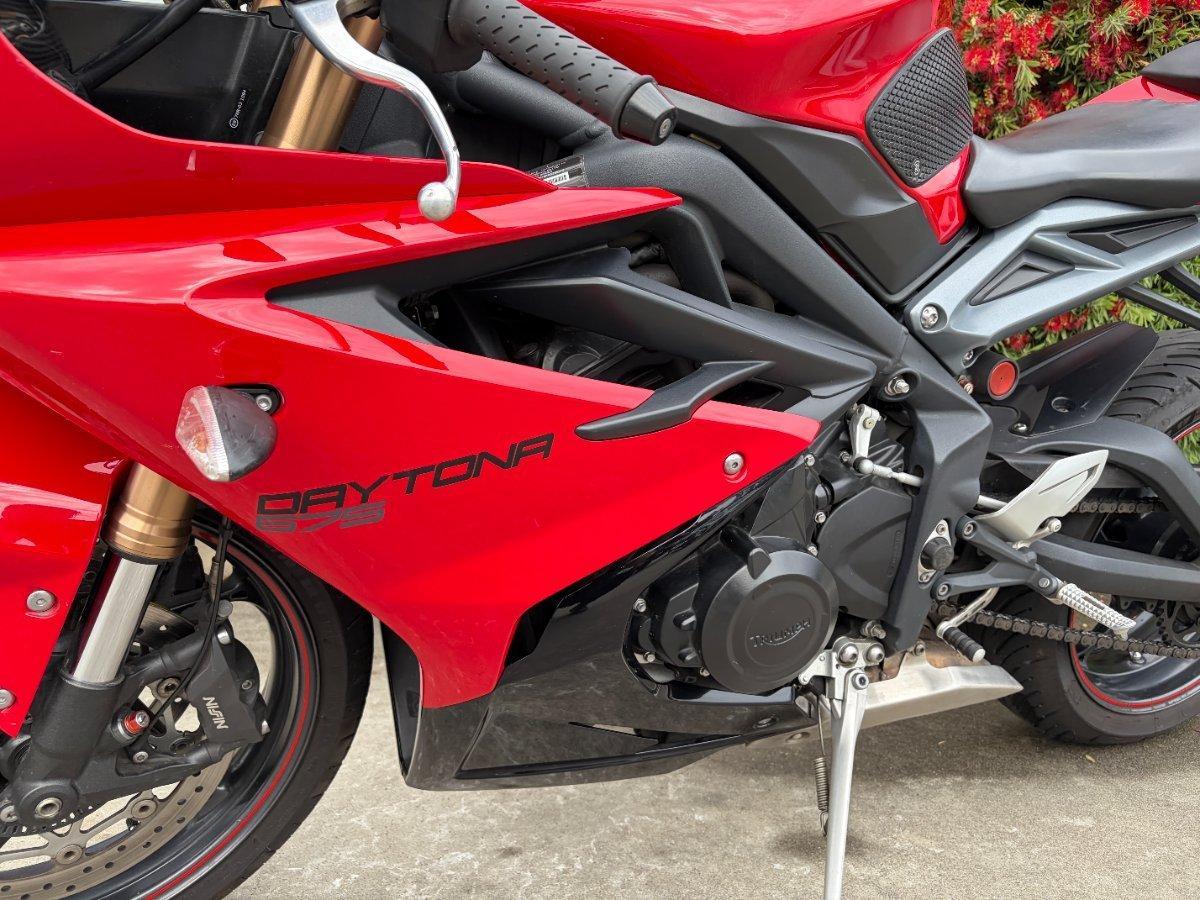 2016 TRIUMPH DAYTONA 675 ABS SPORTS