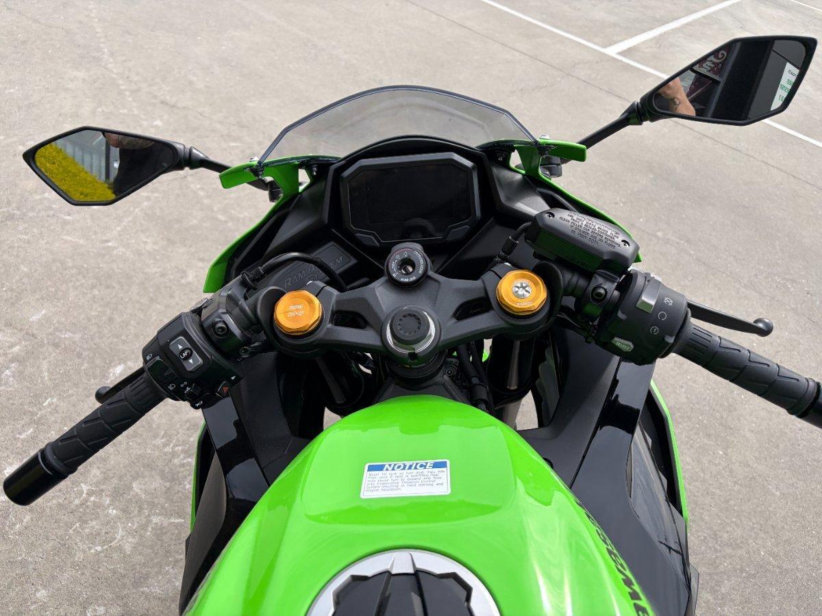 2025 KAWASAKI NINJA ZX-4RR KRT EDITION