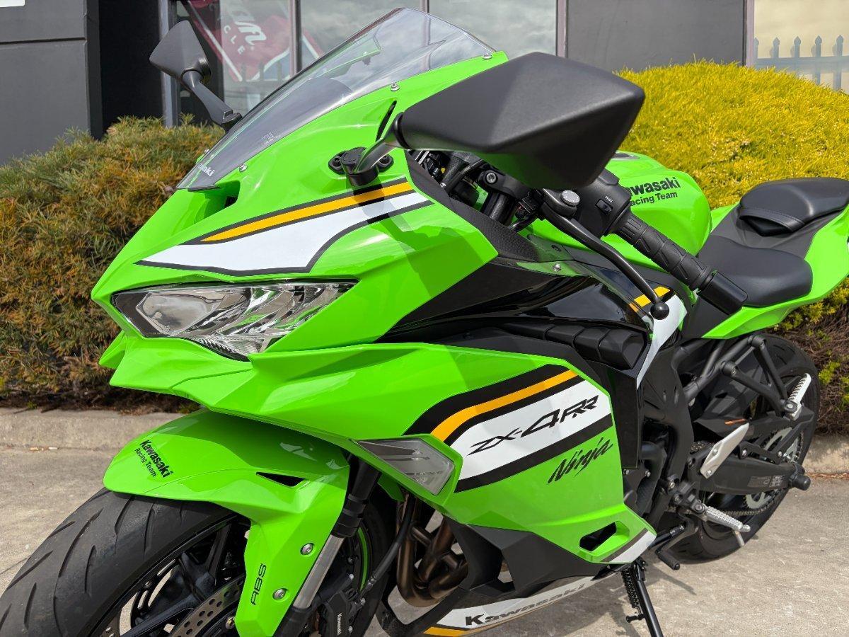 2025 KAWASAKI NINJA ZX-4RR KRT EDITION