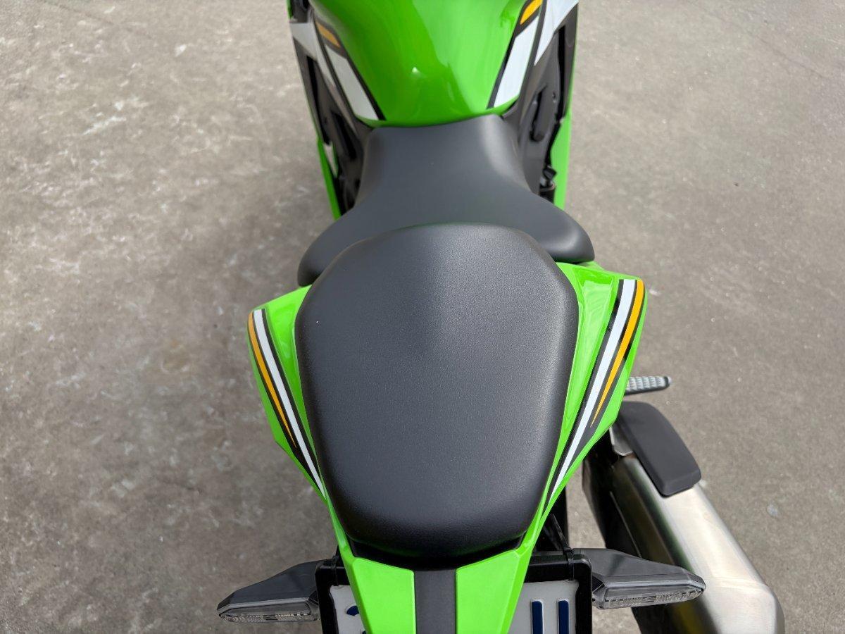 2025 KAWASAKI NINJA ZX-4RR KRT EDITION