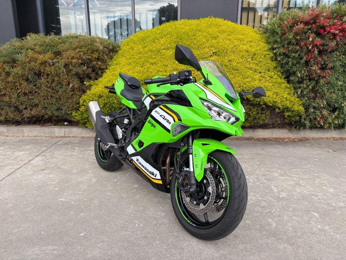 2025 KAWASAKI NINJA ZX-4RR KRT EDITION