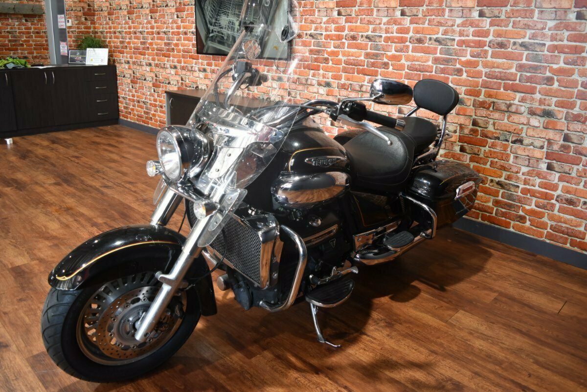 2017 TRIUMPH ROCKET III TOURING CRUISER