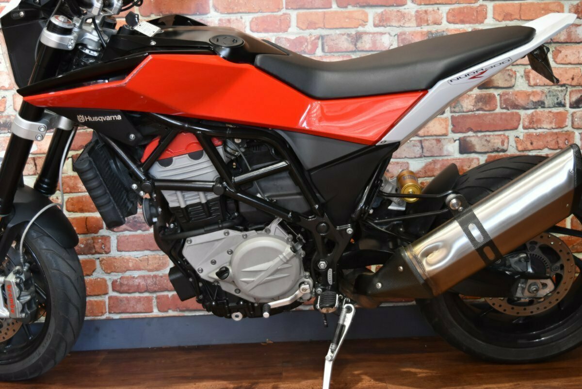 2012 HUSQVARNA NUDA 900 R ROAD