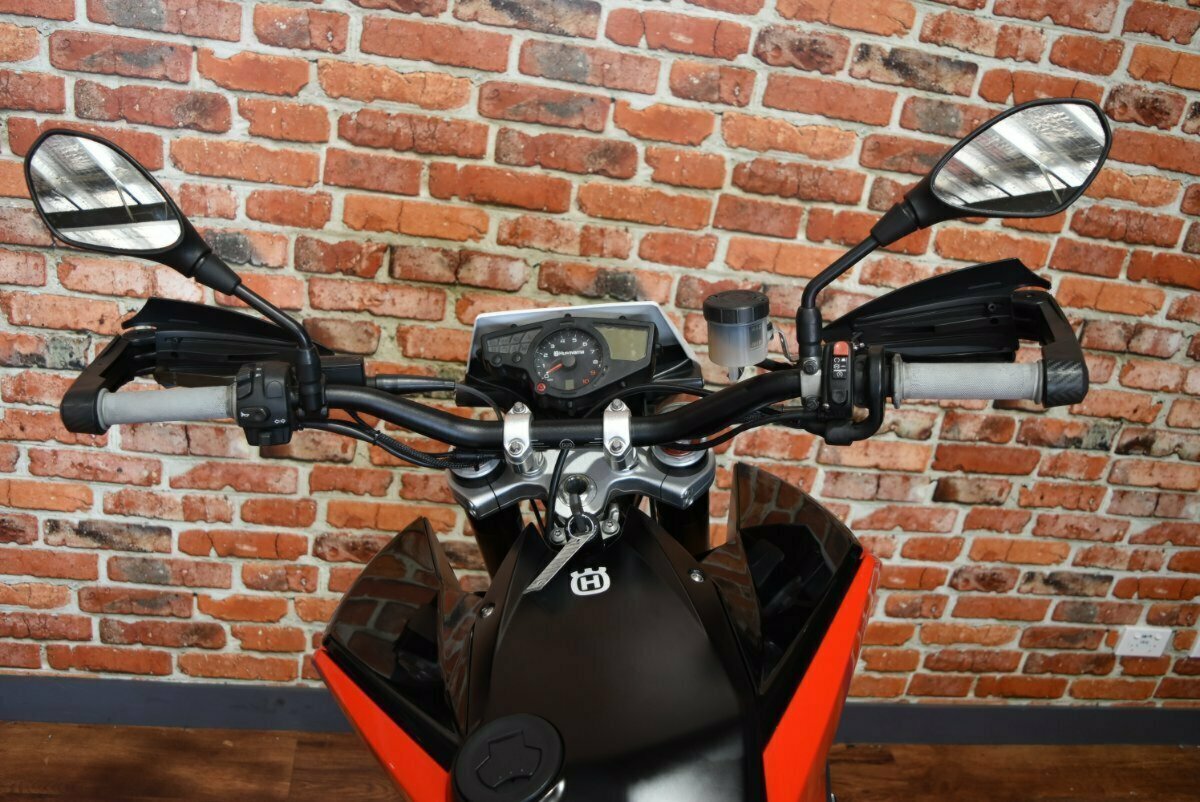 2012 HUSQVARNA NUDA 900 R ROAD