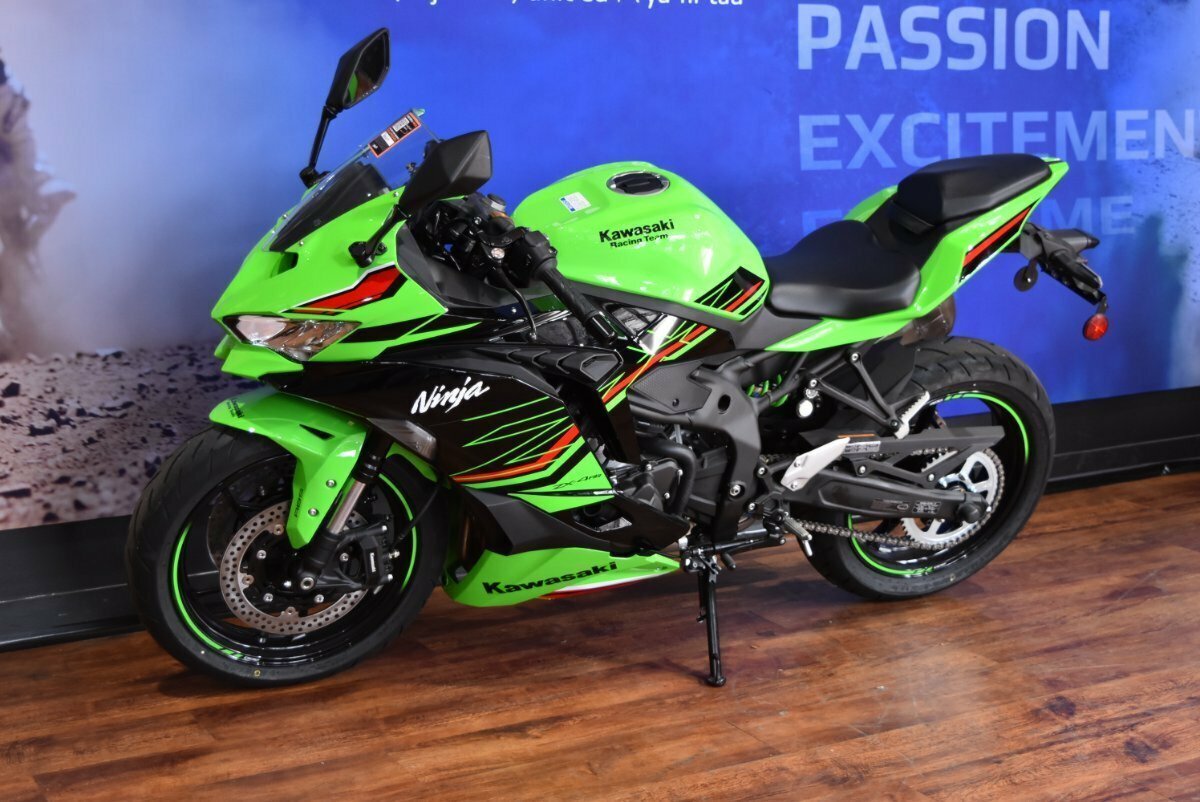 2023 KAWASAKI NINJA 400 ZX-4RR KRT SPORTS