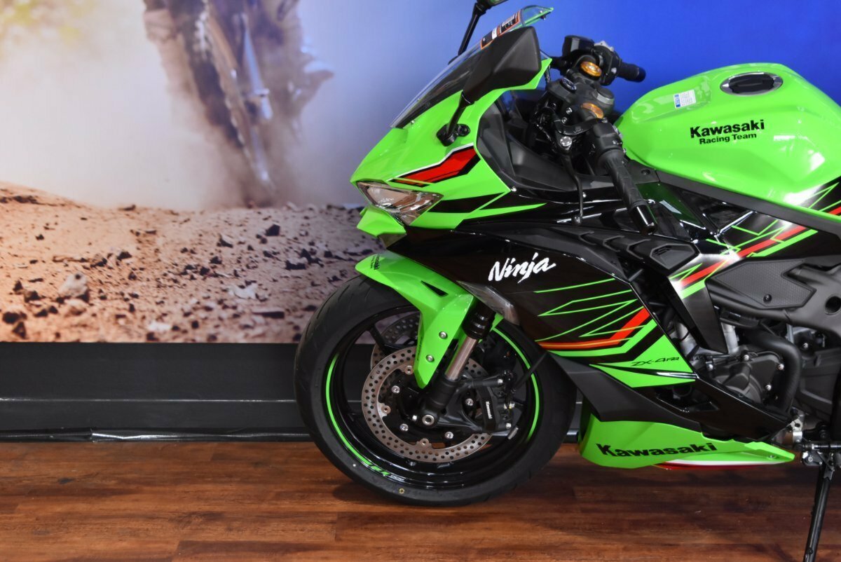2023 KAWASAKI NINJA 400 ZX-4RR KRT SPORTS