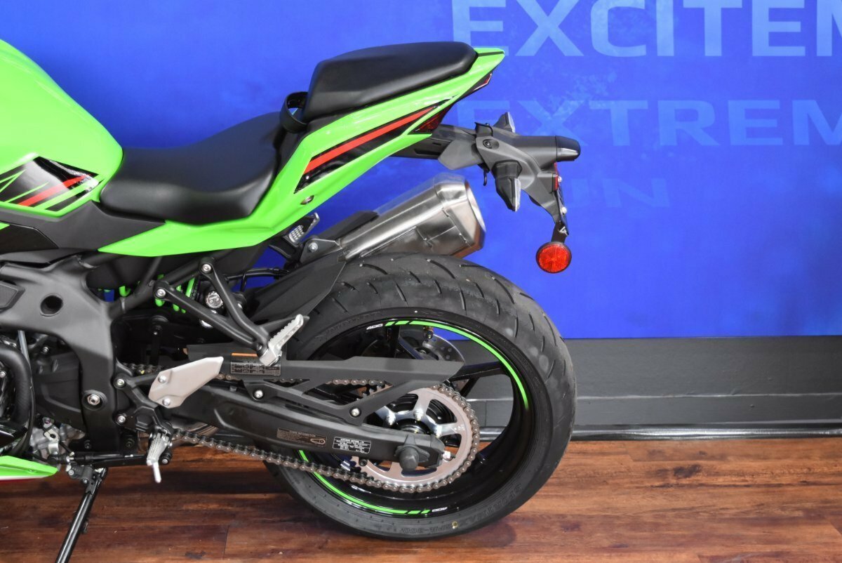 2023 KAWASAKI NINJA 400 ZX-4RR KRT SPORTS
