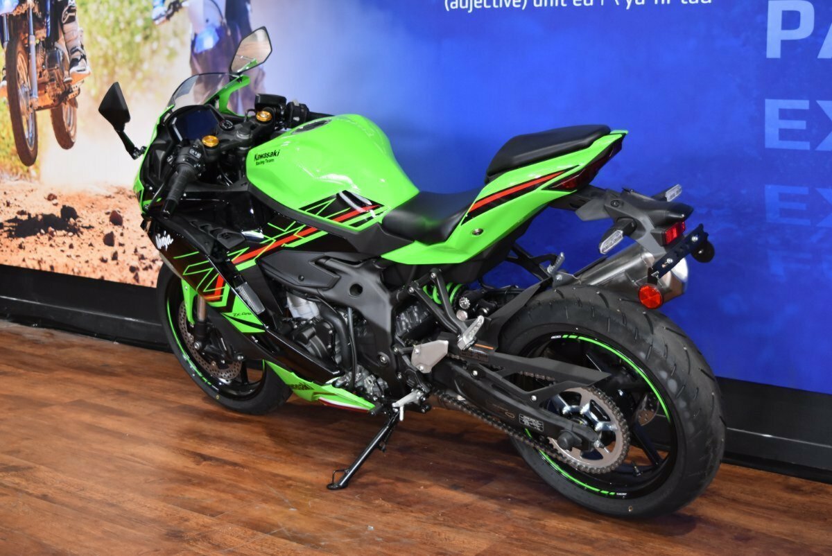 2023 KAWASAKI NINJA 400 ZX-4RR KRT SPORTS