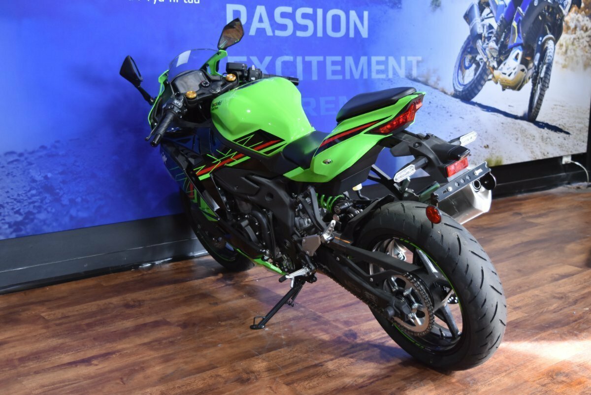 2023 KAWASAKI NINJA 400 ZX-4RR KRT SPORTS