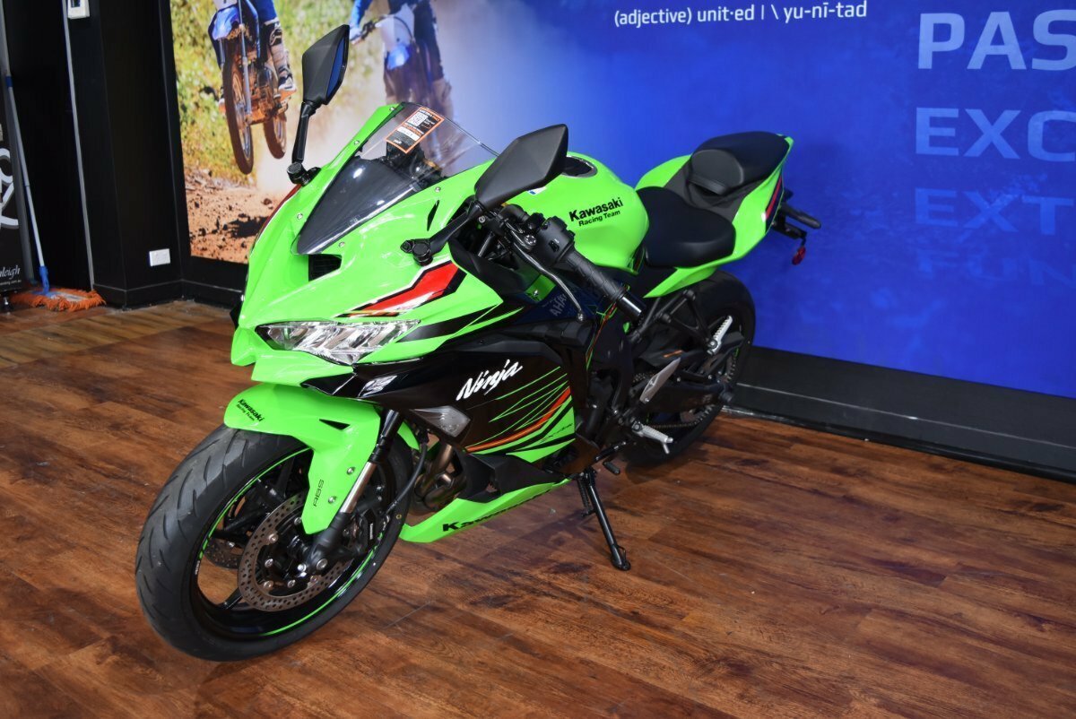 2023 KAWASAKI NINJA 400 ZX-4RR KRT SPORTS