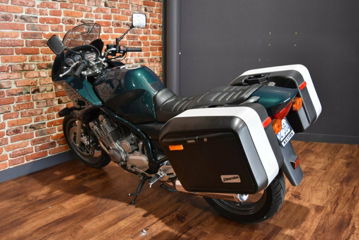 2001 YAMAHA XJ900S (DIVERSION) ROAD