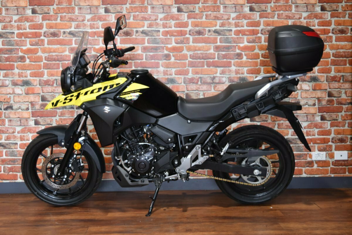 2019 SUZUKI V-STROM 250 (DL250A) DUAL SPORTS