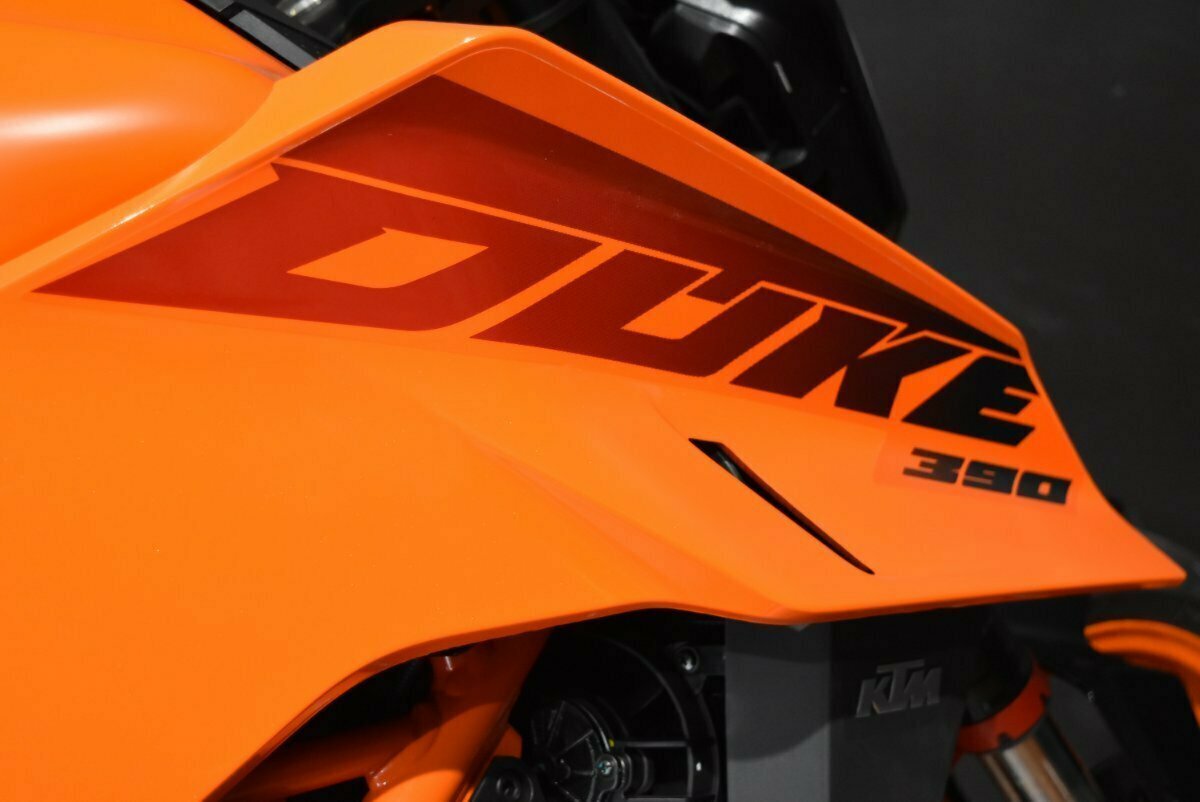 2024 KTM 390 DUKE ROAD