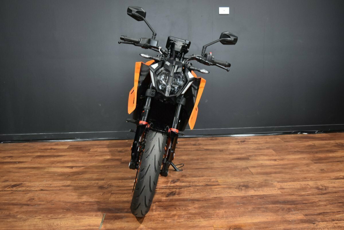 2024 KTM 390 DUKE ROAD