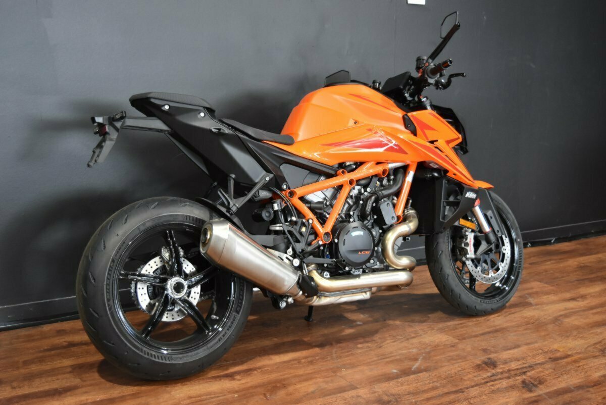 2024 KTM 1390 SUPER DUKE R SPORTS