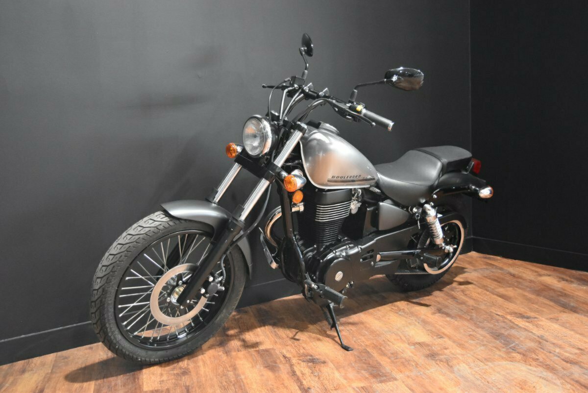 2018 SUZUKI BOULEVARD S40 (LS650B) CRUISER