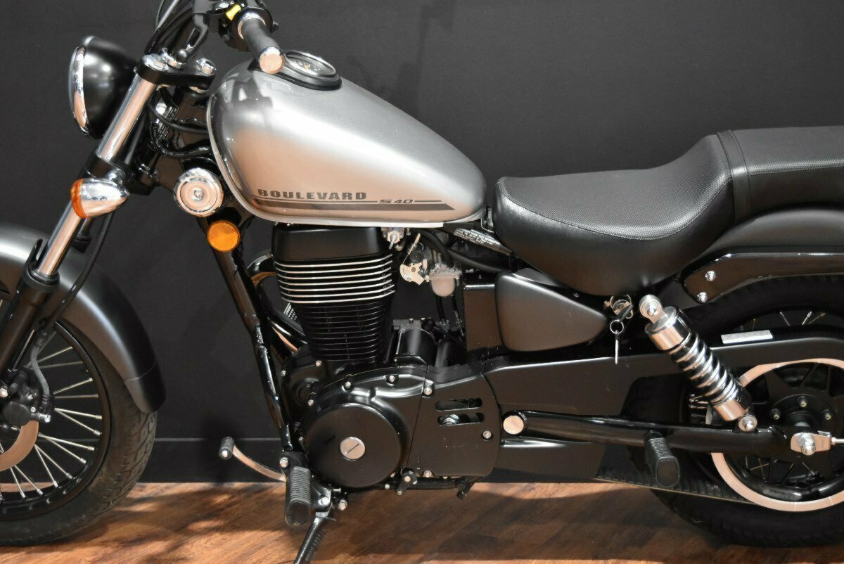 2018 SUZUKI BOULEVARD S40 (LS650B) CRUISER