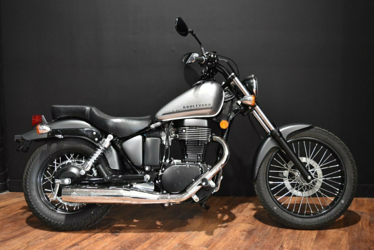 2018 SUZUKI BOULEVARD S40 (LS650B) CRUISER