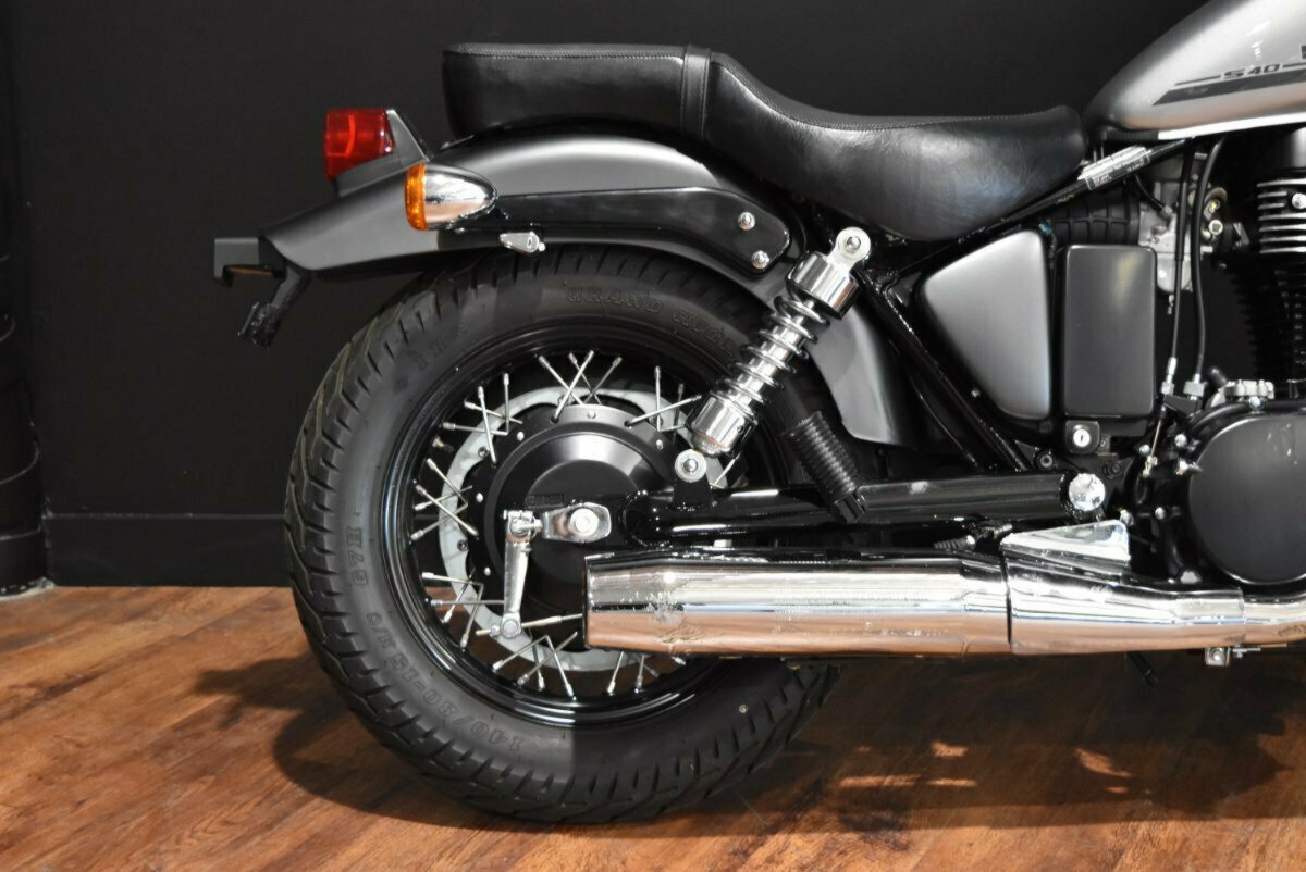 2018 SUZUKI BOULEVARD S40 (LS650B) CRUISER