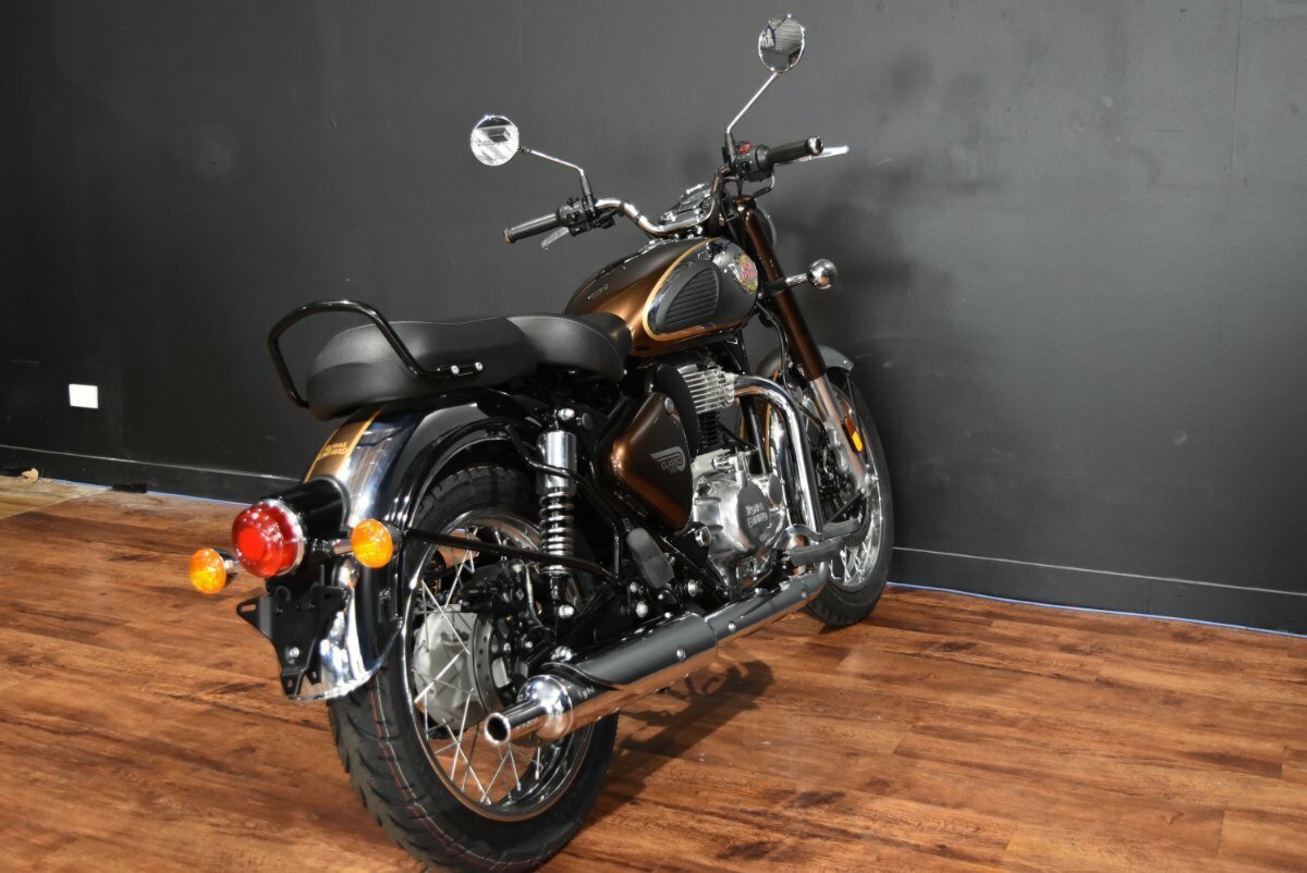 2023 ROYAL ENFIELD (SEE ALSO ENFIELD) CLASSIC 350 CHROME ROAD