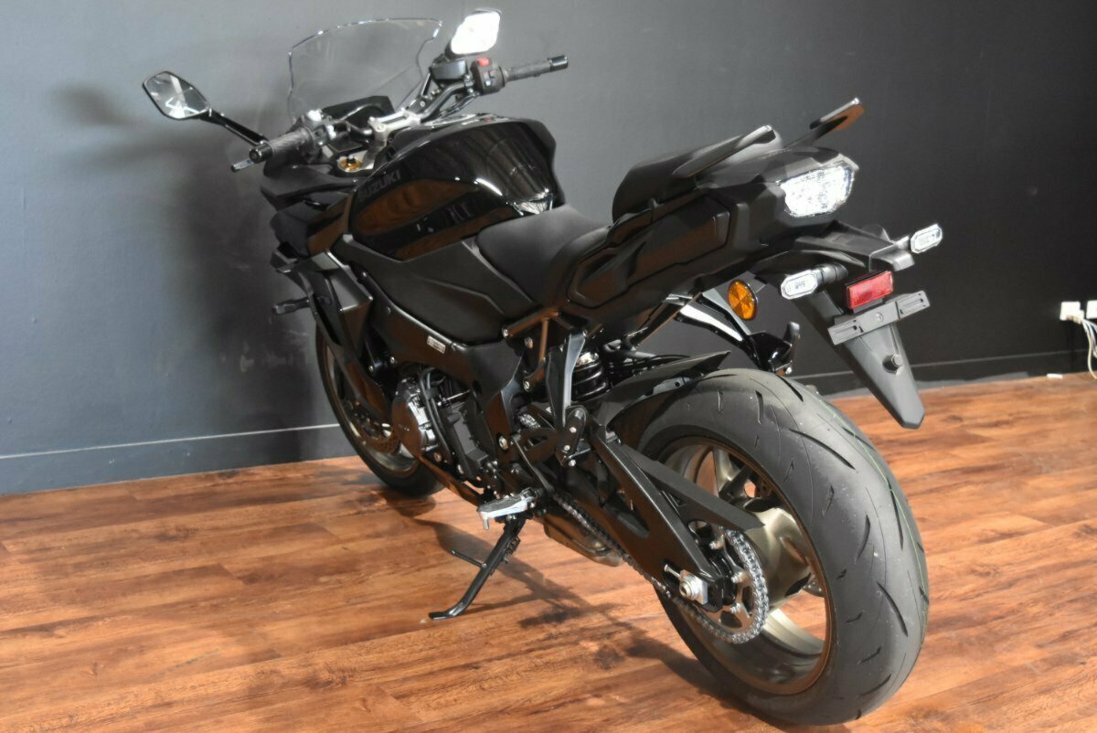 2024 SUZUKI GSX-S1000GT ROAD