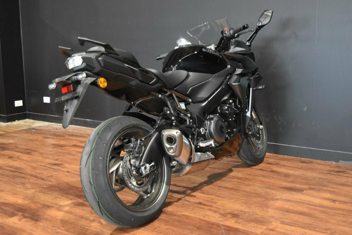 2024 SUZUKI GSX-S1000GT ROAD