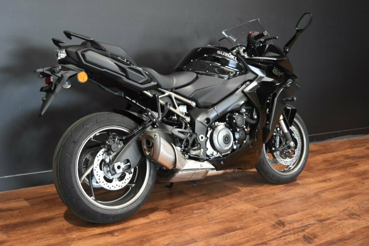 2024 SUZUKI GSX-S1000GT ROAD