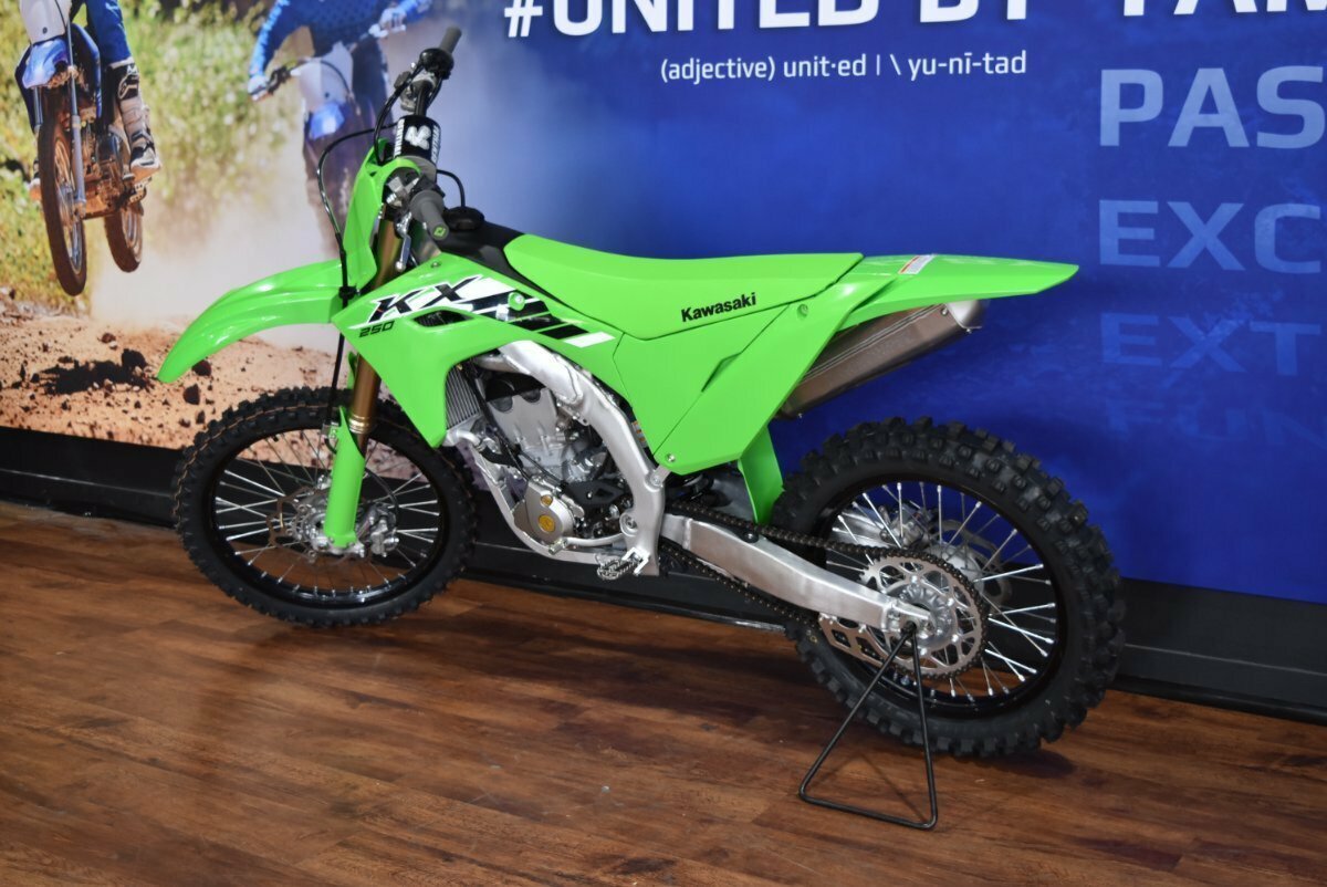 2025 KAWASAKI KX250 MOTOCROSS