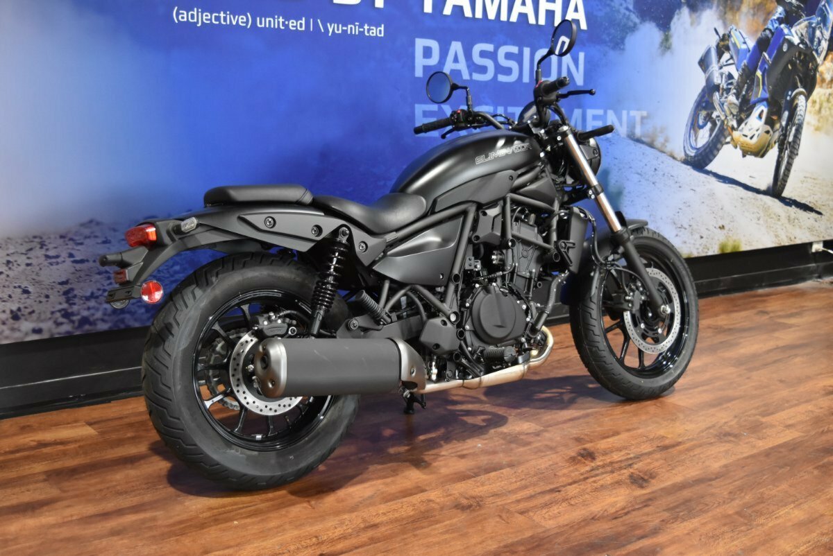 2025 KAWASAKI ELIMINATOR CRUISER