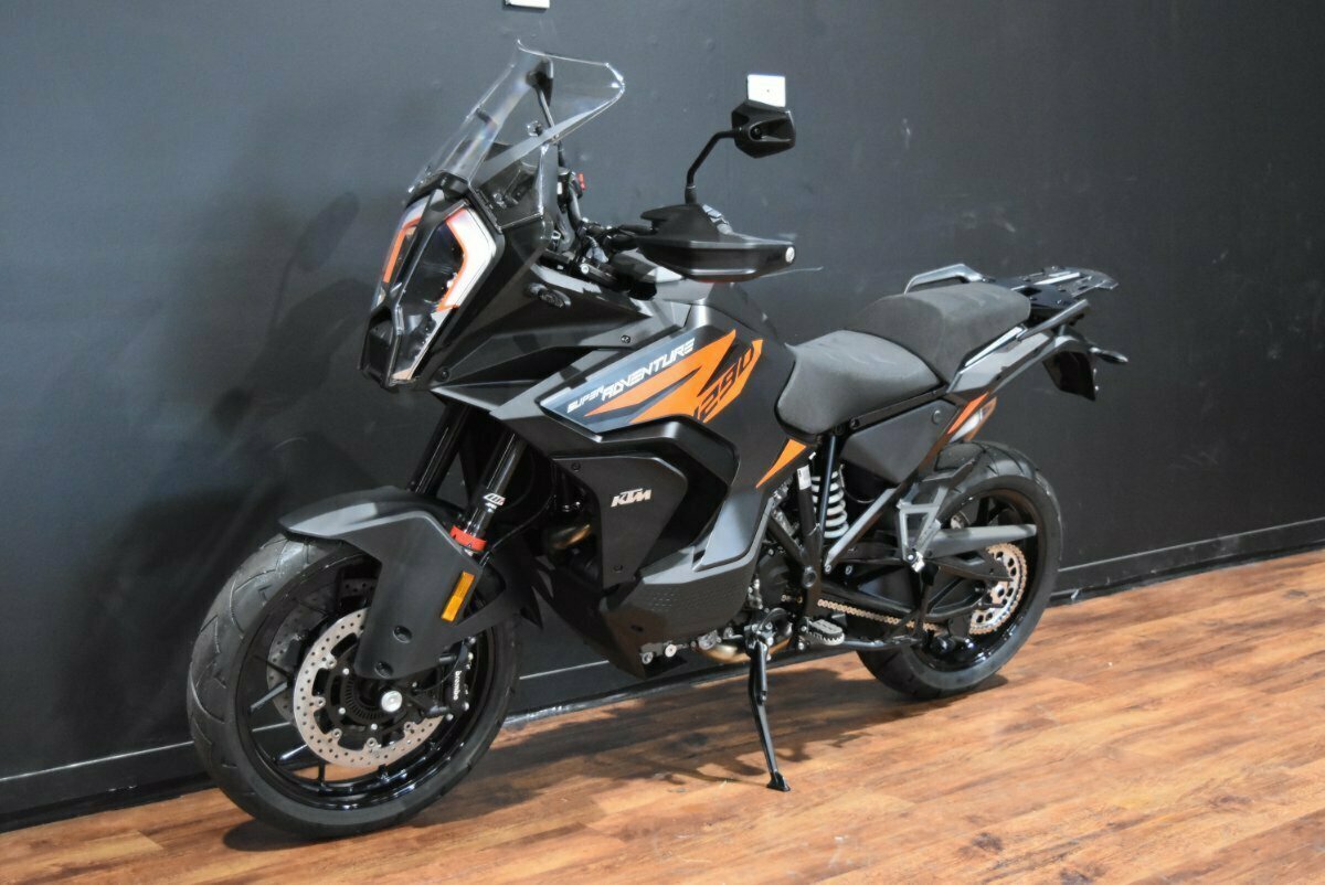 2022 KTM SUPER ADVENTURE S DUAL SPORTS