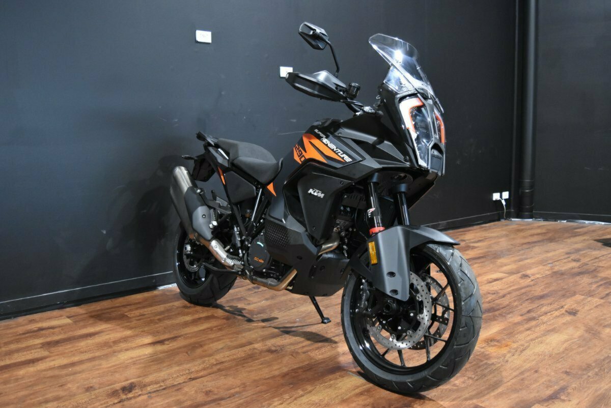 2022 KTM SUPER ADVENTURE S DUAL SPORTS