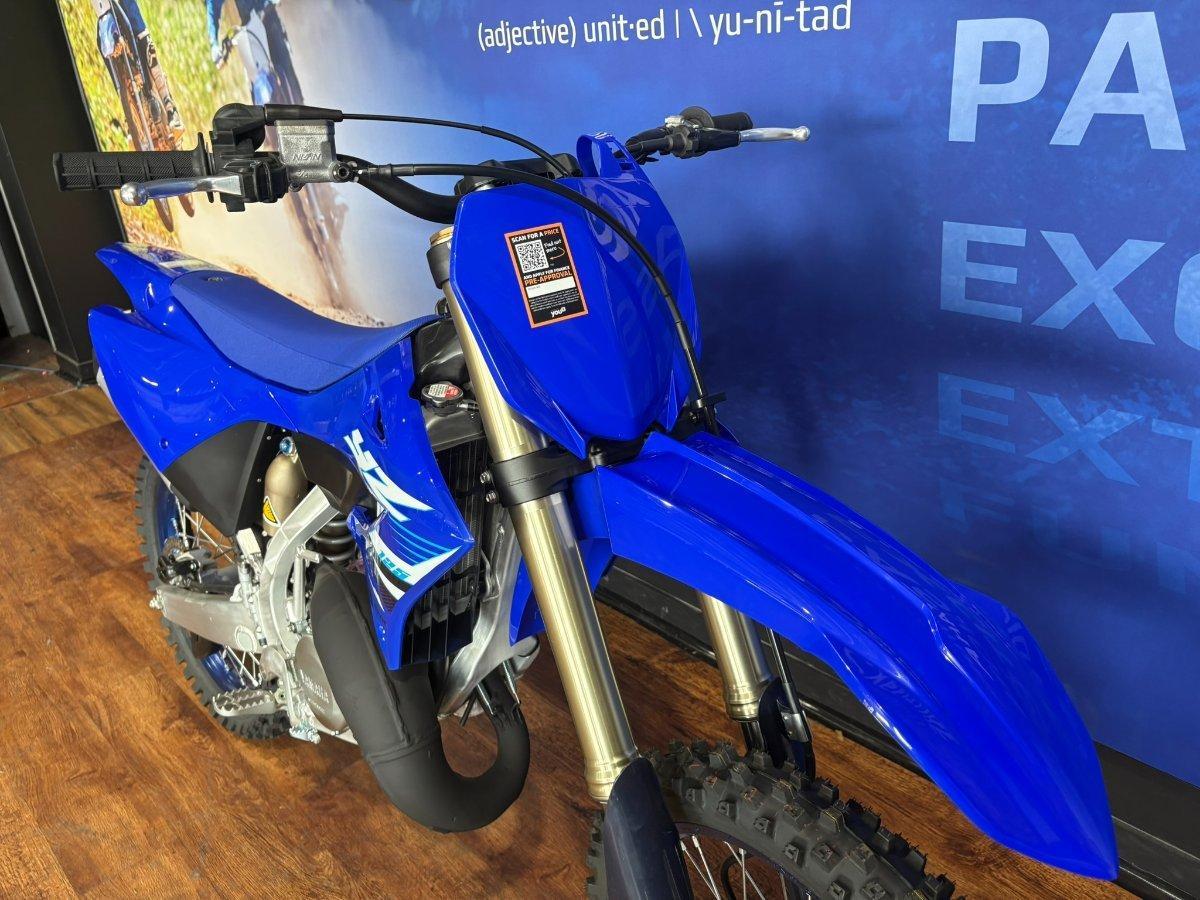 2025 YAMAHA YZ125 MOTOCROSS