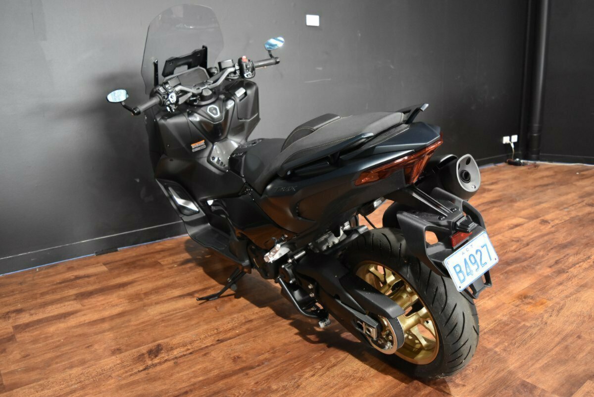 2023 YAMAHA TMAX 560 (ABS) SCOOTER