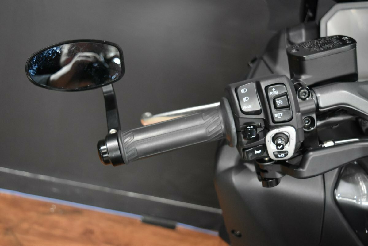 2023 YAMAHA TMAX 560 (ABS) SCOOTER